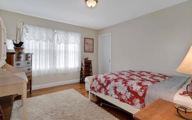 38 Jessup Avenue, Quogue, NY 11959