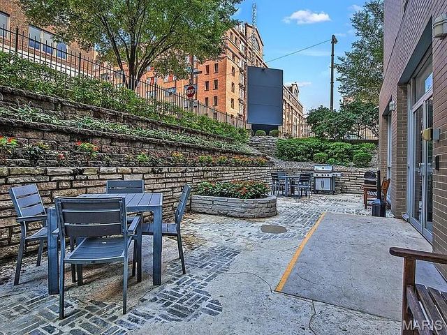 210 N 17th Street 702, St Louis, MO 63103