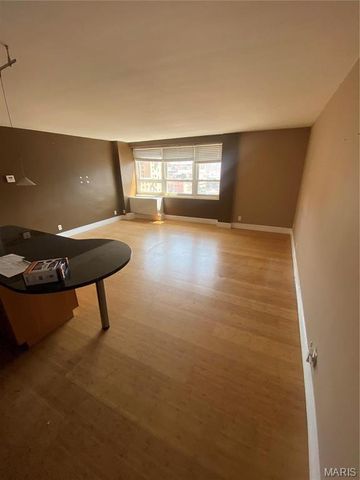 210 N 17th Street 702, St Louis, MO 63103