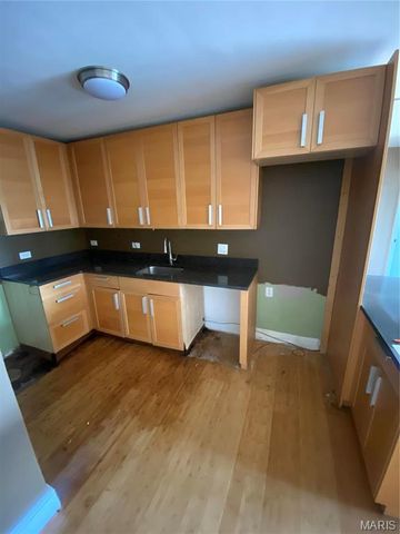 210 N 17th Street 702, St Louis, MO 63103
