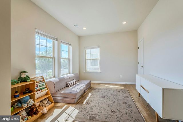 813 SAWBACK SQ NE, Leesburg, VA 20176