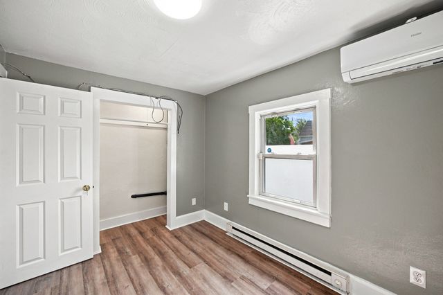 15 Alice St, Springfield, MA 01109