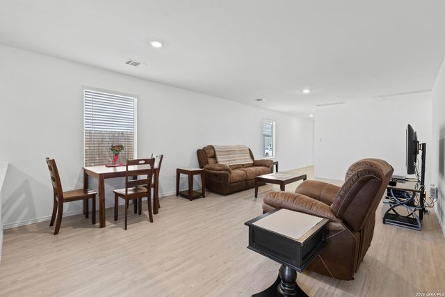 213 Basalt Dr, Maxwell, TX 78656