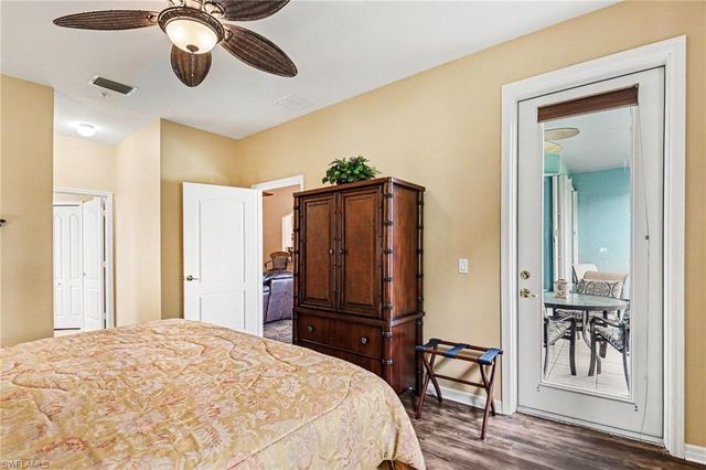 1230 Sweetwater LN 2208, Naples, FL 34110