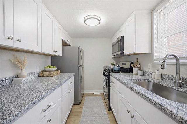 6442 Wellington ST, Norfolk, VA 23513