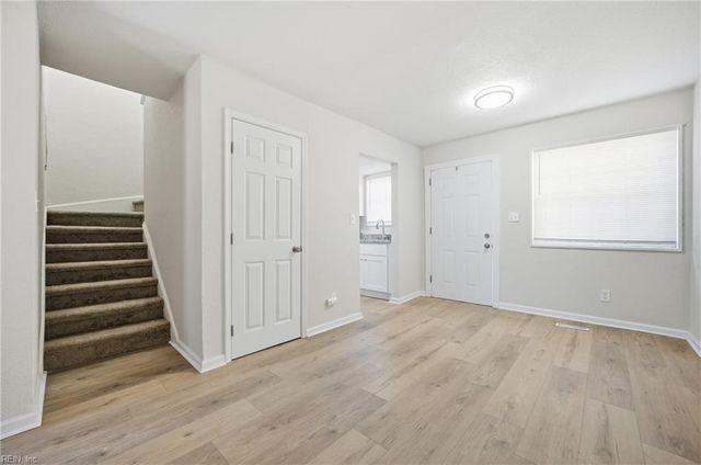 6442 Wellington ST, Norfolk, VA 23513