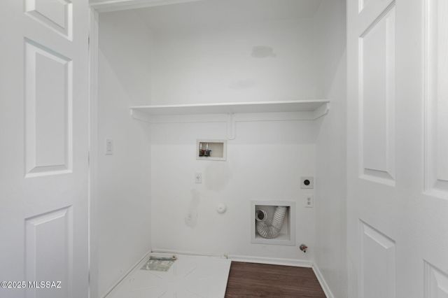 341 W Amber Hawk Court, Green Valley, AZ 85614