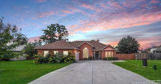 217 Meadowlark Lane, Mcqueeney, TX 78123