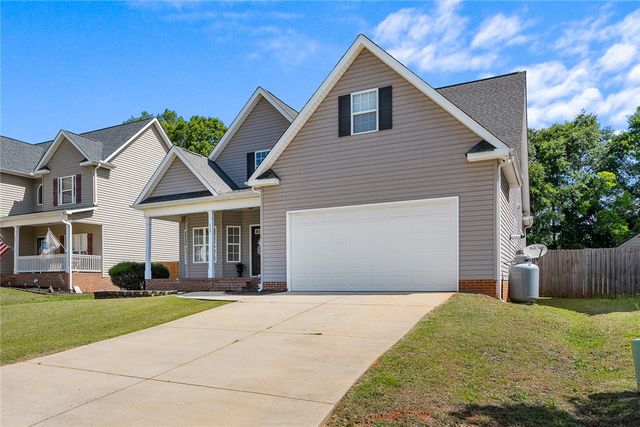 225 Streams Way, Anderson, SC 29625