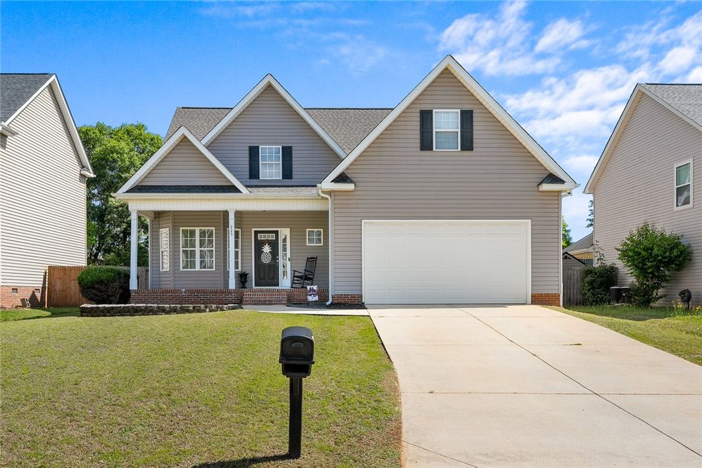 225 Streams Way, Anderson, SC 29625