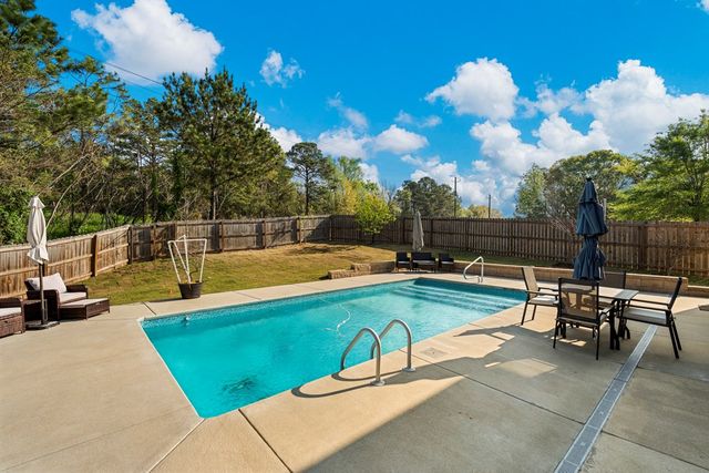 301 Irish Lane, Phenix City, AL 36869