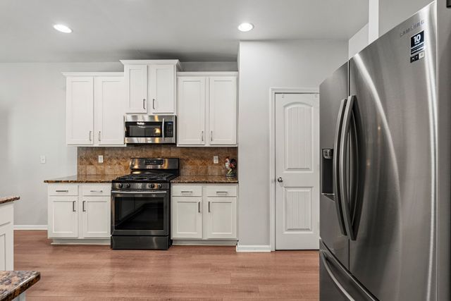 301 Irish Lane, Phenix City, AL 36869