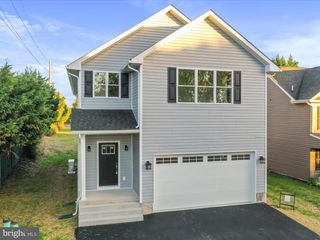 605 N WESTERN AVE, Martinsburg, WV 25404