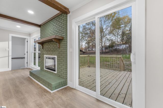 19 Velma Drive, Taylors, SC 29687