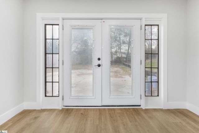 19 Velma Drive, Taylors, SC 29687