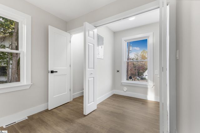 19 Velma Drive, Taylors, SC 29687