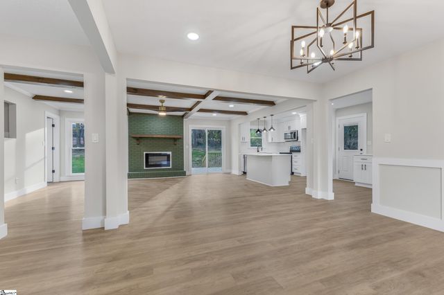 19 Velma Drive, Taylors, SC 29687