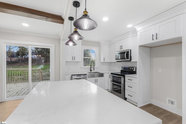 19 Velma Drive, Taylors, SC 29687