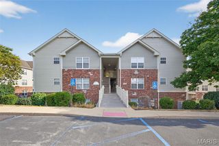 1622 Piedmont 5C, St Peters, MO 63304
