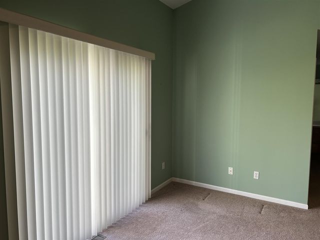 61015 Evergreen Court, South Lyon, MI 48178
