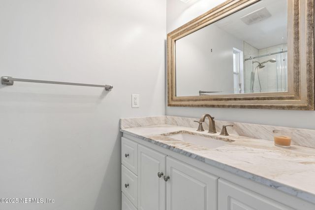 1045 OLD HICKORY Road, Jacksonville, FL 32207