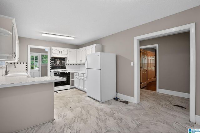 3213 CENTRAL AVENUE, Birmingham, AL 35224