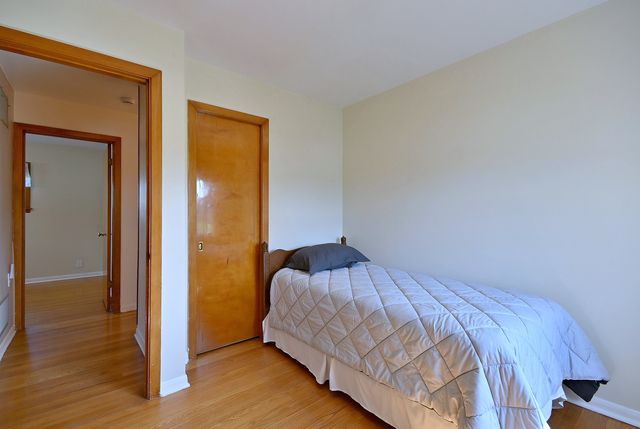 8016 W Leland Avenue, Norridge, IL 60706