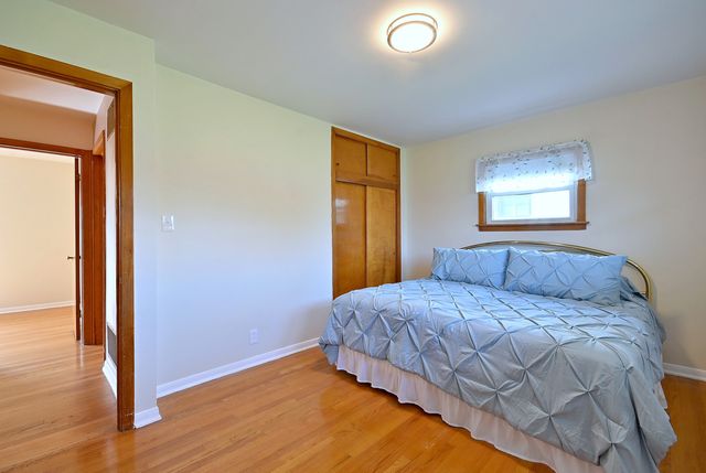 8016 W Leland Avenue, Norridge, IL 60706