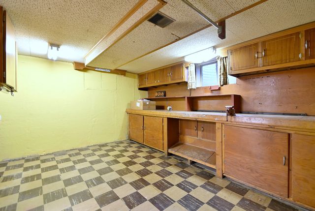 8016 W Leland Avenue, Norridge, IL 60706