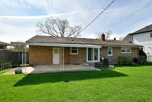 8016 W Leland Avenue, Norridge, IL 60706