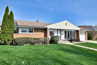 8016 W Leland Avenue, Norridge, IL 60706