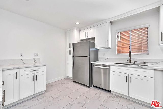 843 4th Street 103, Santa Monica, CA 90403