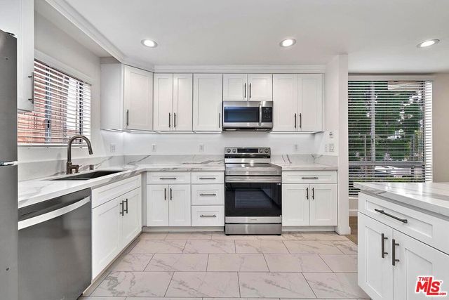 843 4th Street 103, Santa Monica, CA 90403