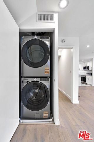 843 4th Street 103, Santa Monica, CA 90403