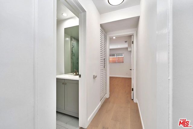 843 4th Street 103, Santa Monica, CA 90403