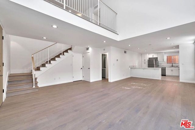 843 4th Street 103, Santa Monica, CA 90403