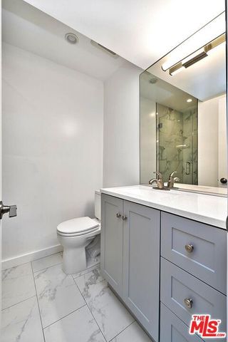 843 4th Street 103, Santa Monica, CA 90403