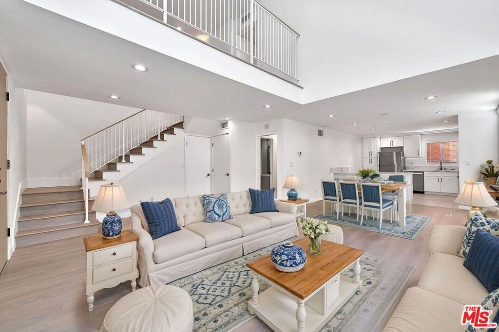 843 4th Street 103, Santa Monica, CA 90403