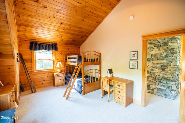 3633 Rt 9, Lake George, NY 12845