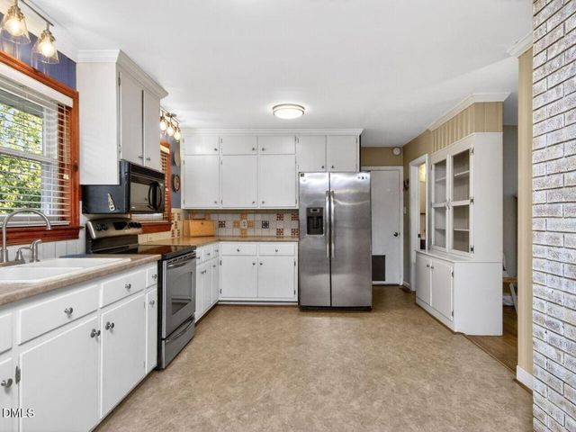 1123 Horseshoe Road, Durham, NC 27703