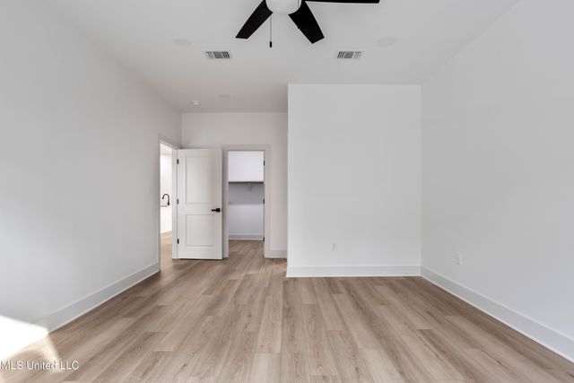 2836 Honduras Drive, Gautier, MS 39553