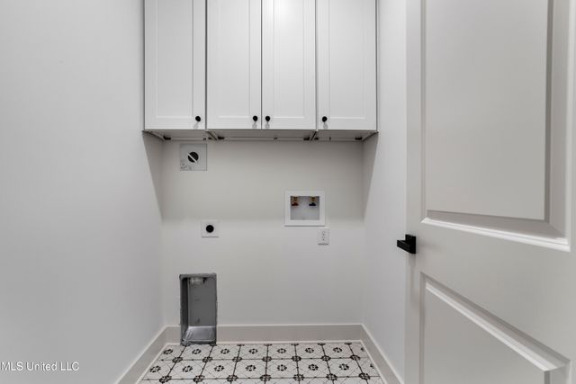 2836 Honduras Drive, Gautier, MS 39553