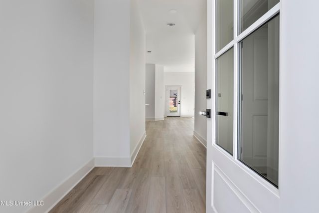 2836 Honduras Drive, Gautier, MS 39553