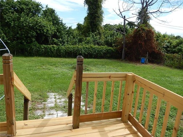 3309 2nd ST SW, Lehigh Acres, FL 33976