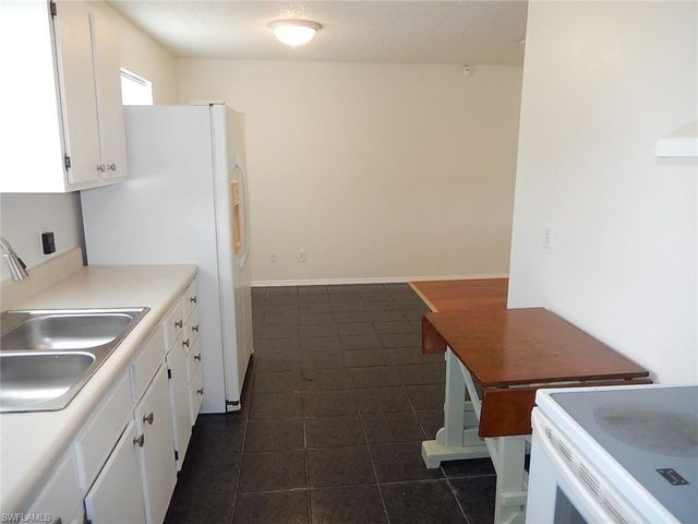 3309 2nd ST SW, Lehigh Acres, FL 33976