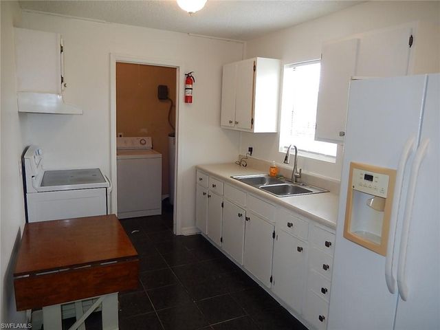 3309 2nd ST SW, Lehigh Acres, FL 33976