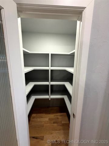 6418 E 127th Street S, Bixby, OK 74008