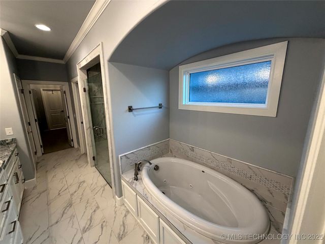 6418 E 127th Street S, Bixby, OK 74008