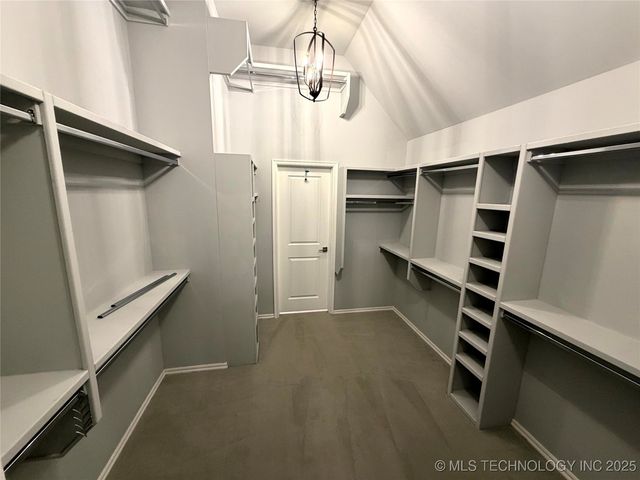 6418 E 127th Street S, Bixby, OK 74008