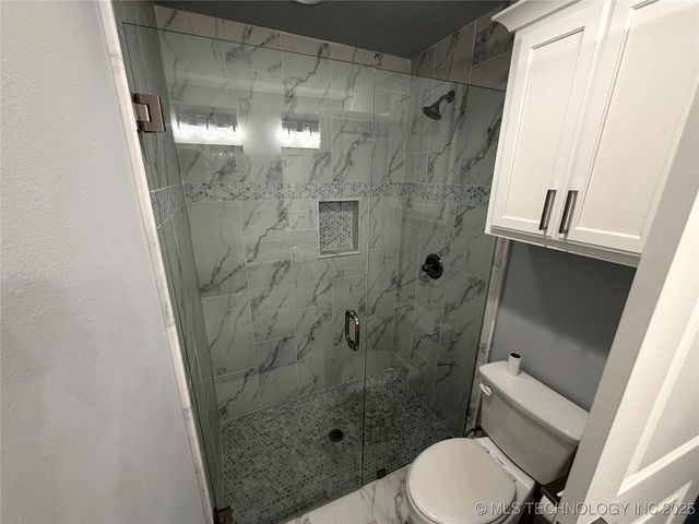 6418 E 127th Street S, Bixby, OK 74008